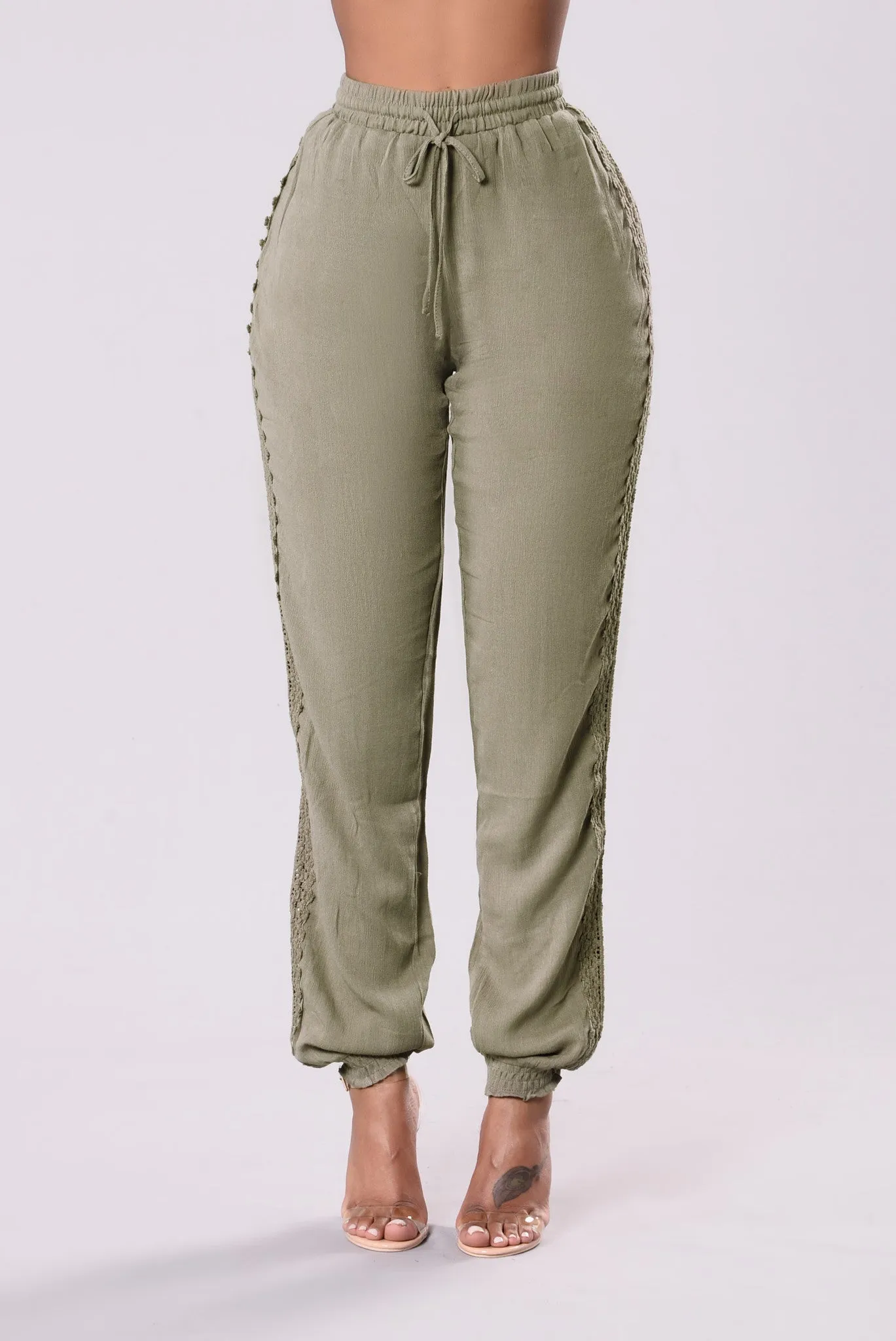 Allie Crochet Pants - Olive