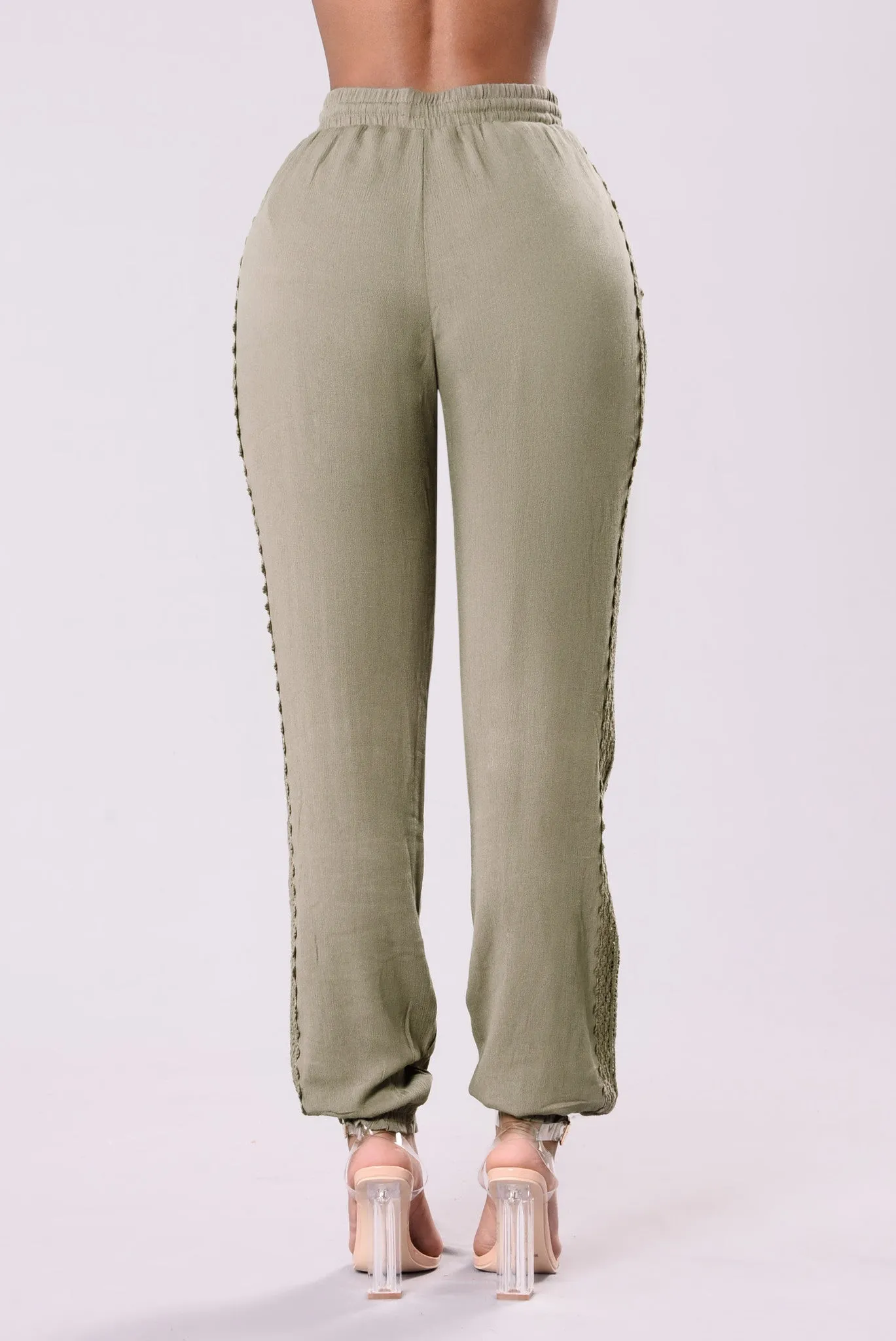 Allie Crochet Pants - Olive