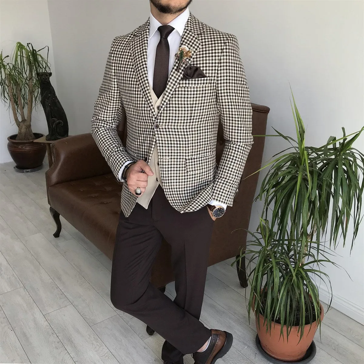 Bojoni Cagliari Beige Plaid Slim-Fit Suit 3-Piece