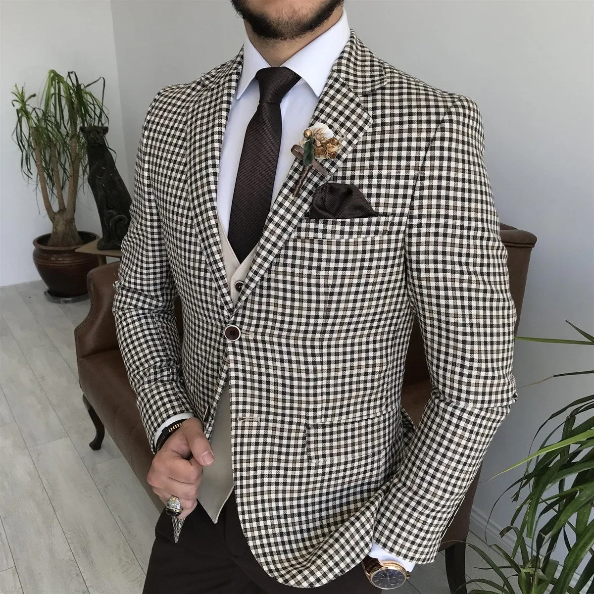 Bojoni Cagliari Beige Plaid Slim-Fit Suit 3-Piece