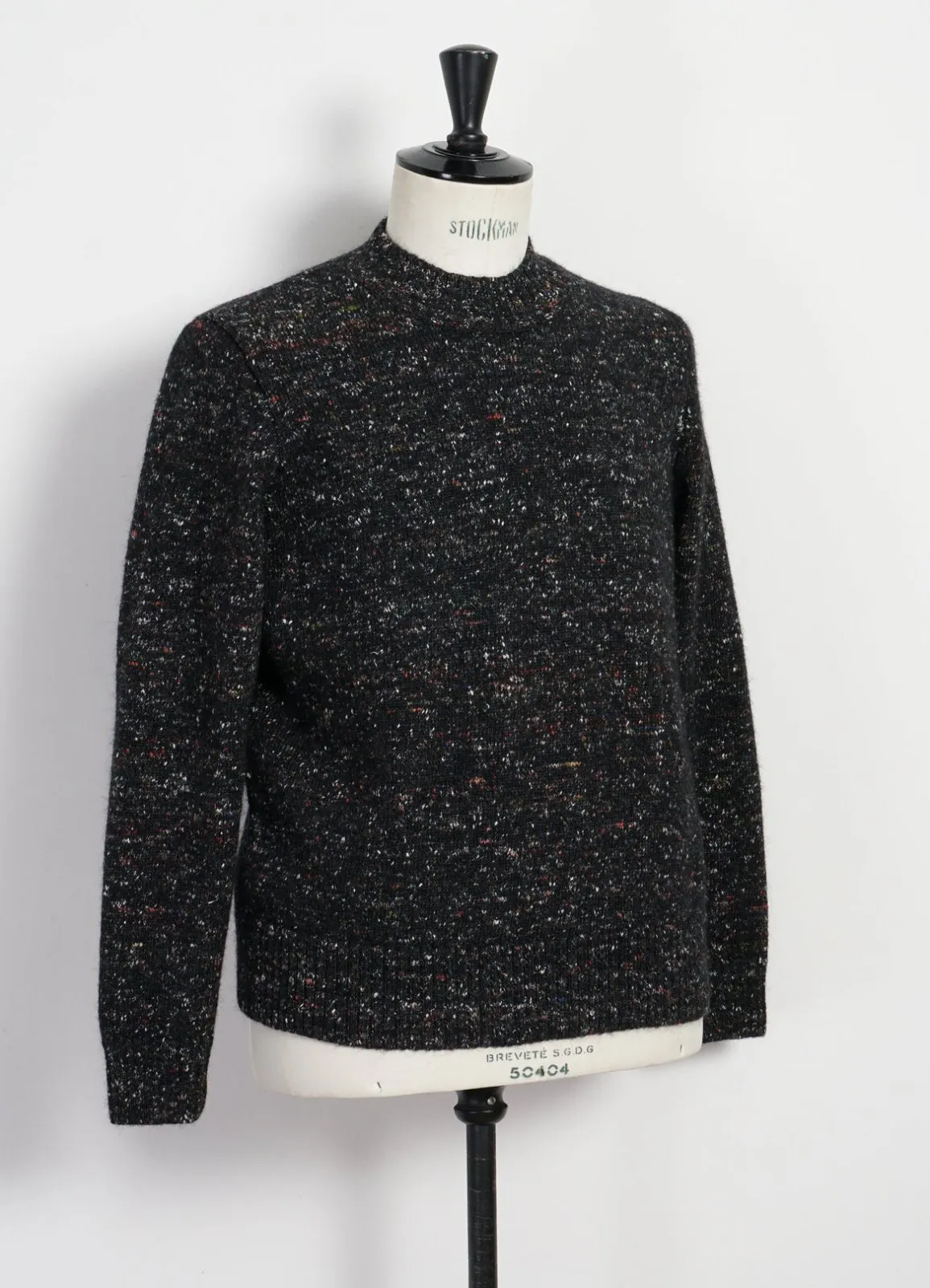 EIVIND | Crew Neck Rib Sweater | Donegal Black