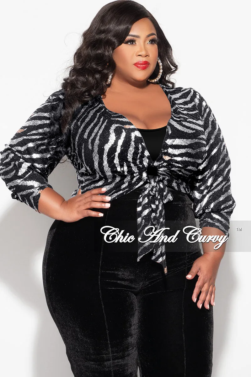 Final Sale Plus Size Crop Top with Cutout in Black and Silver Print