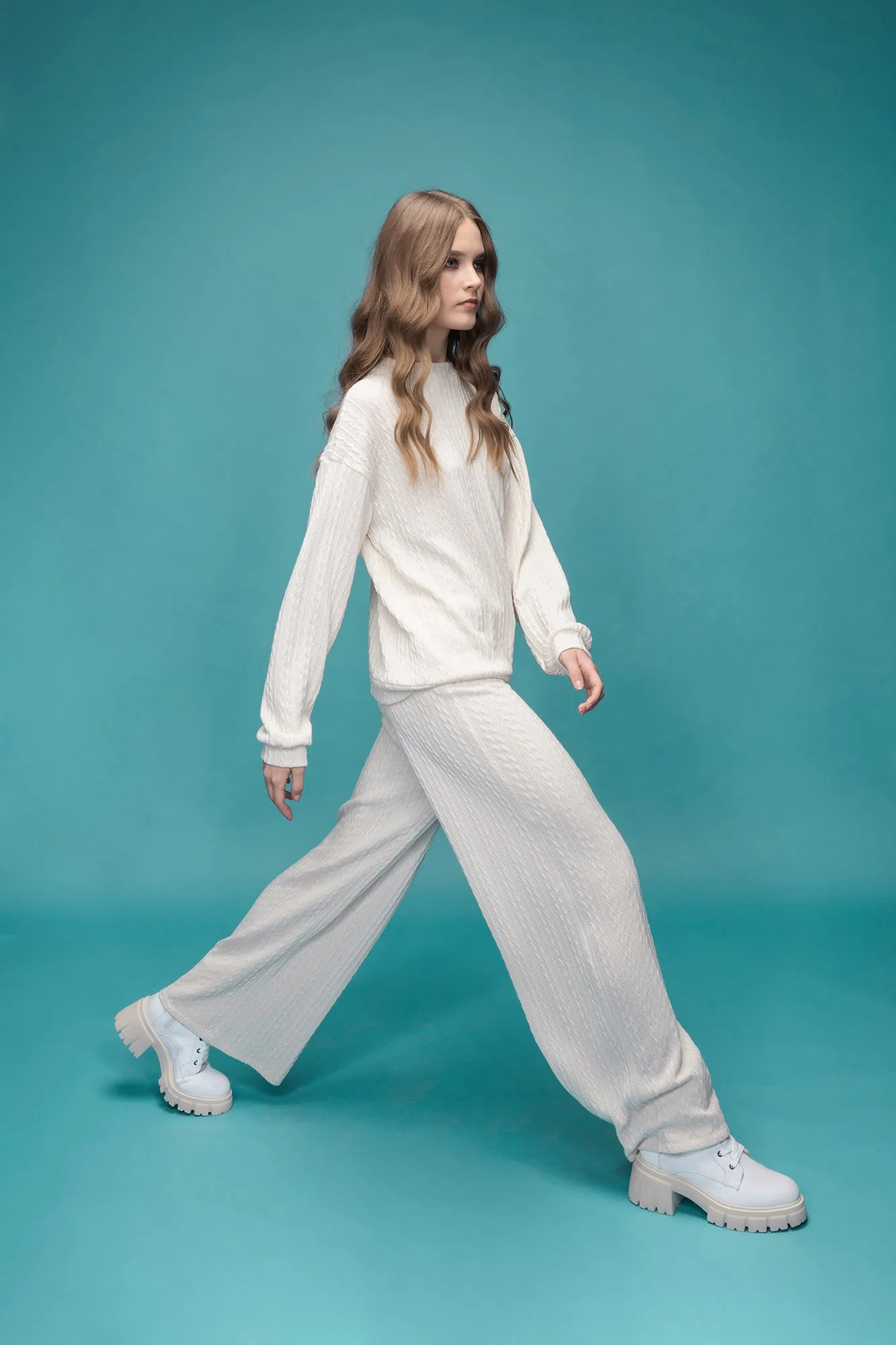 Lumia Knit Pants and Blouse (white)