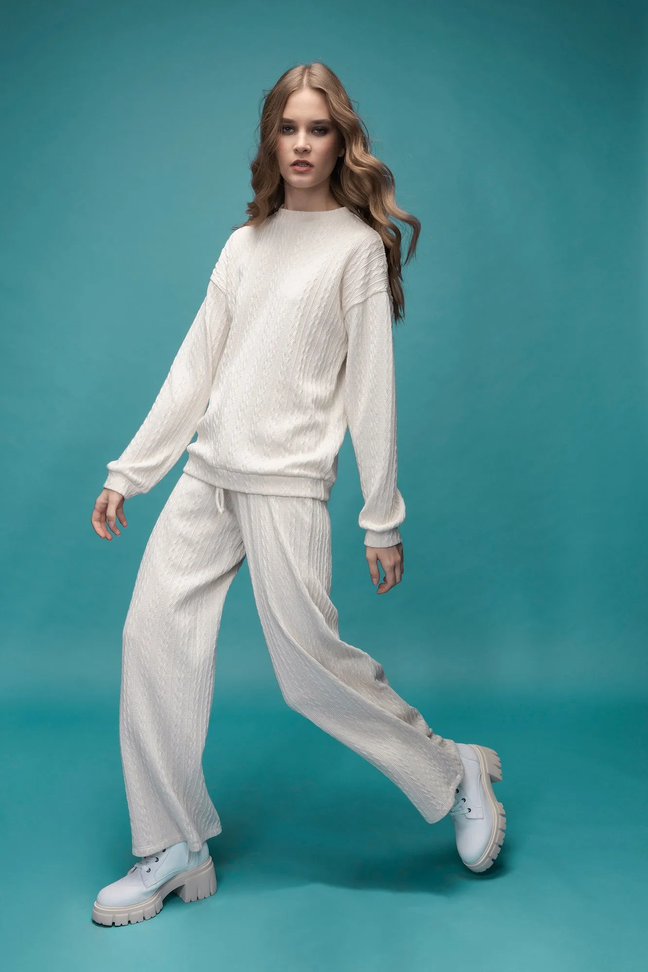 Lumia Knit Pants and Blouse (white)