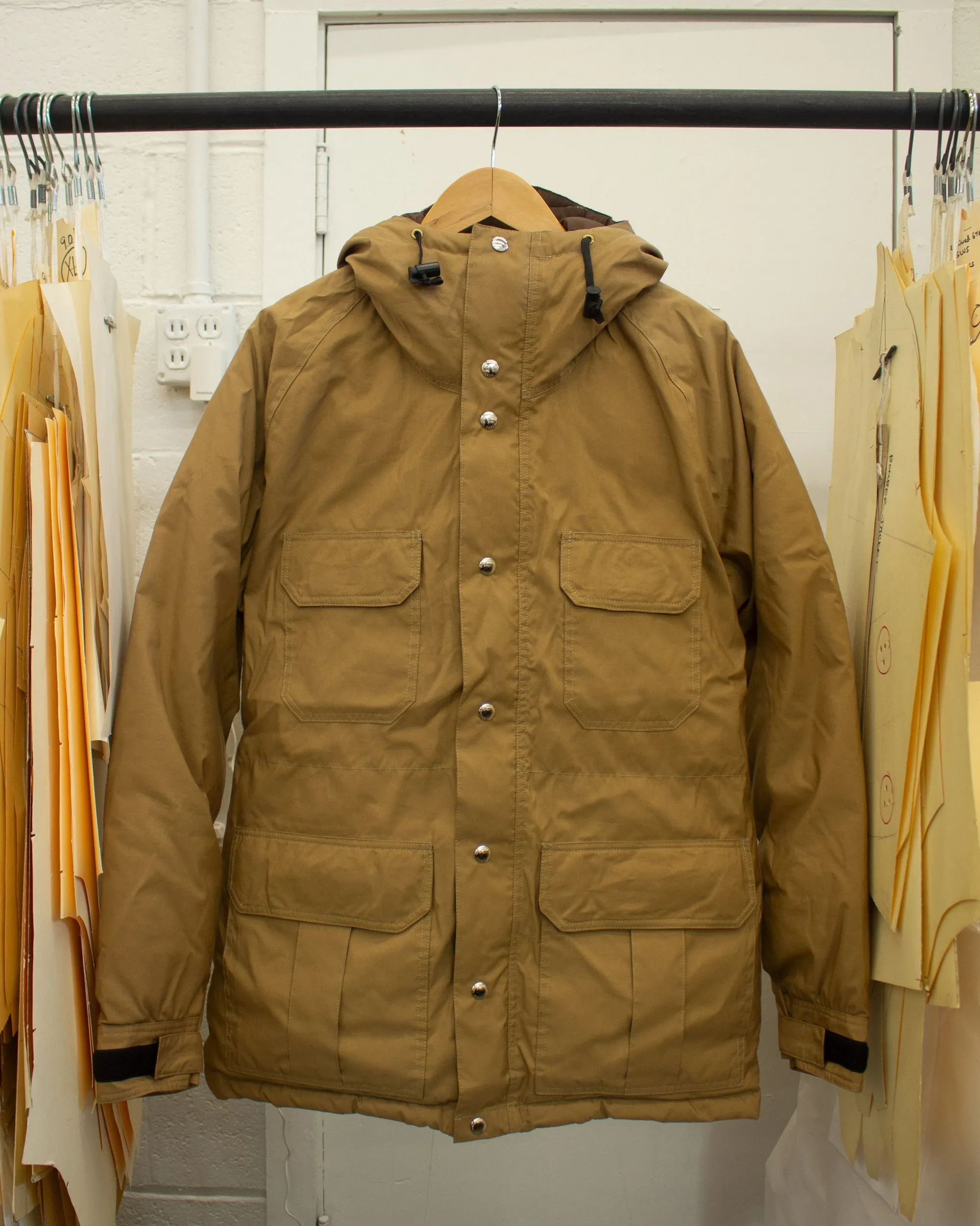 Sample Series | Arctic Montagne | Tan & Brown