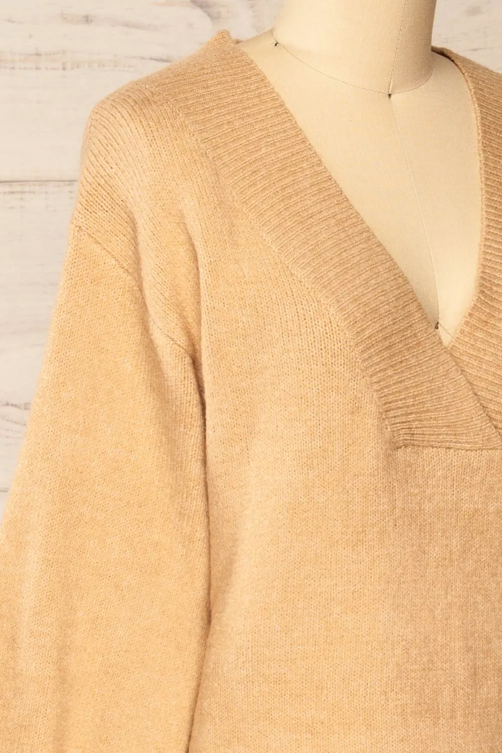 Wouna | Beige Short V-Neck Sweater Dress